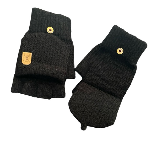 NEW!! Cashmere fingerless gloves w/ button (convertible to mittens) - Picture 6 of 13